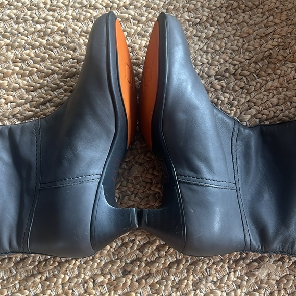 You by Crocs New 6.5 Gray Leather Made in Italy Kitten Heel Knee High Boots - Picture 11 of 15